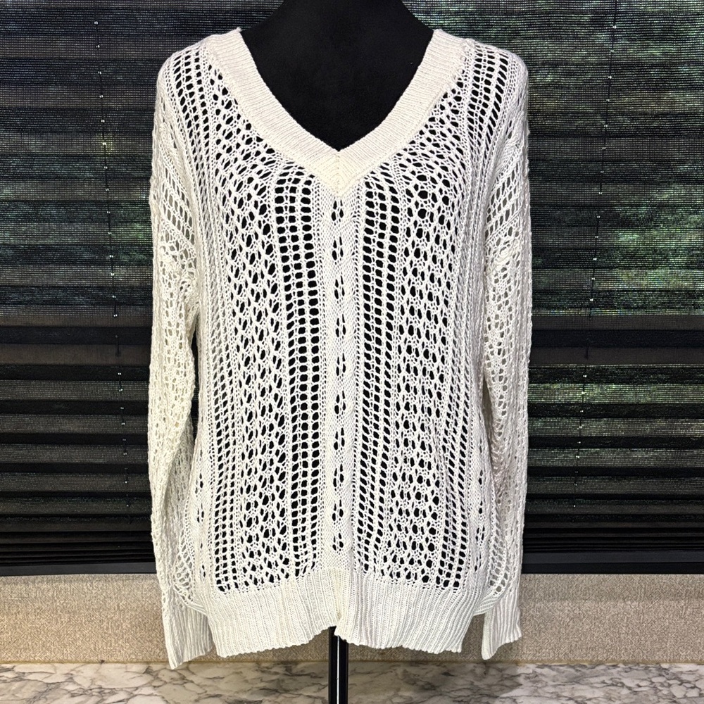 Love Tree Women’s White Open Knit LS V-Neck Super‎ Soft Sweater SZ Medium